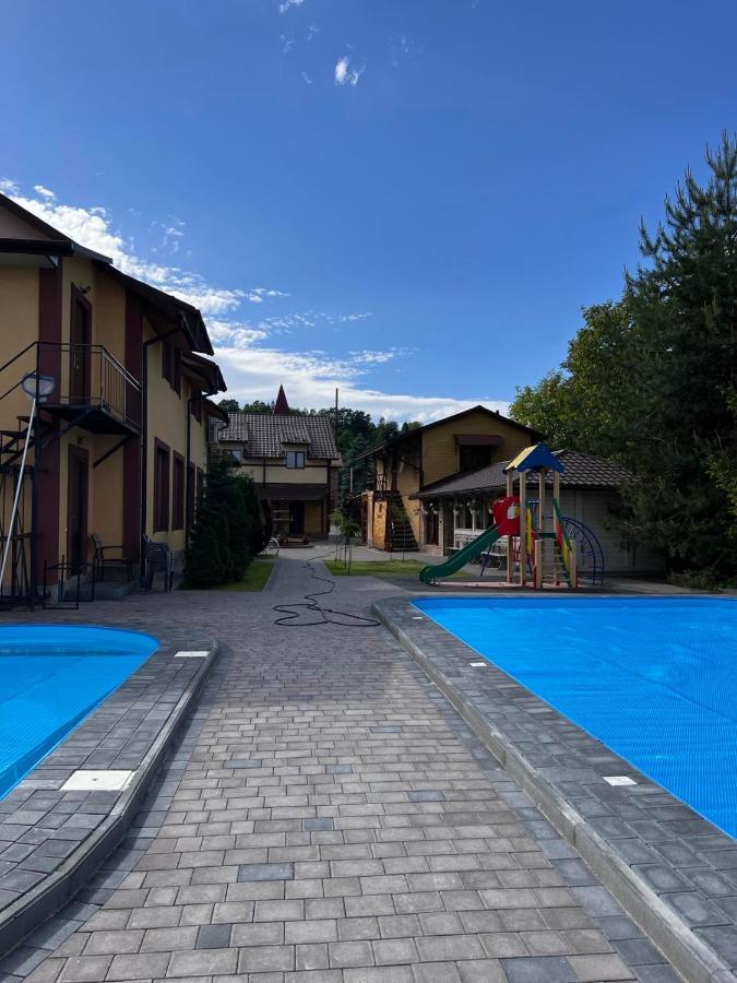 Sadyba Magnat Hotel Dilyatyn Exterior foto